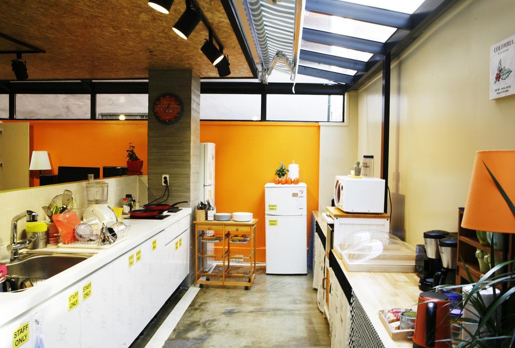 Lee & No Guesthouse Hongdae Seul Zewnętrze zdjęcie