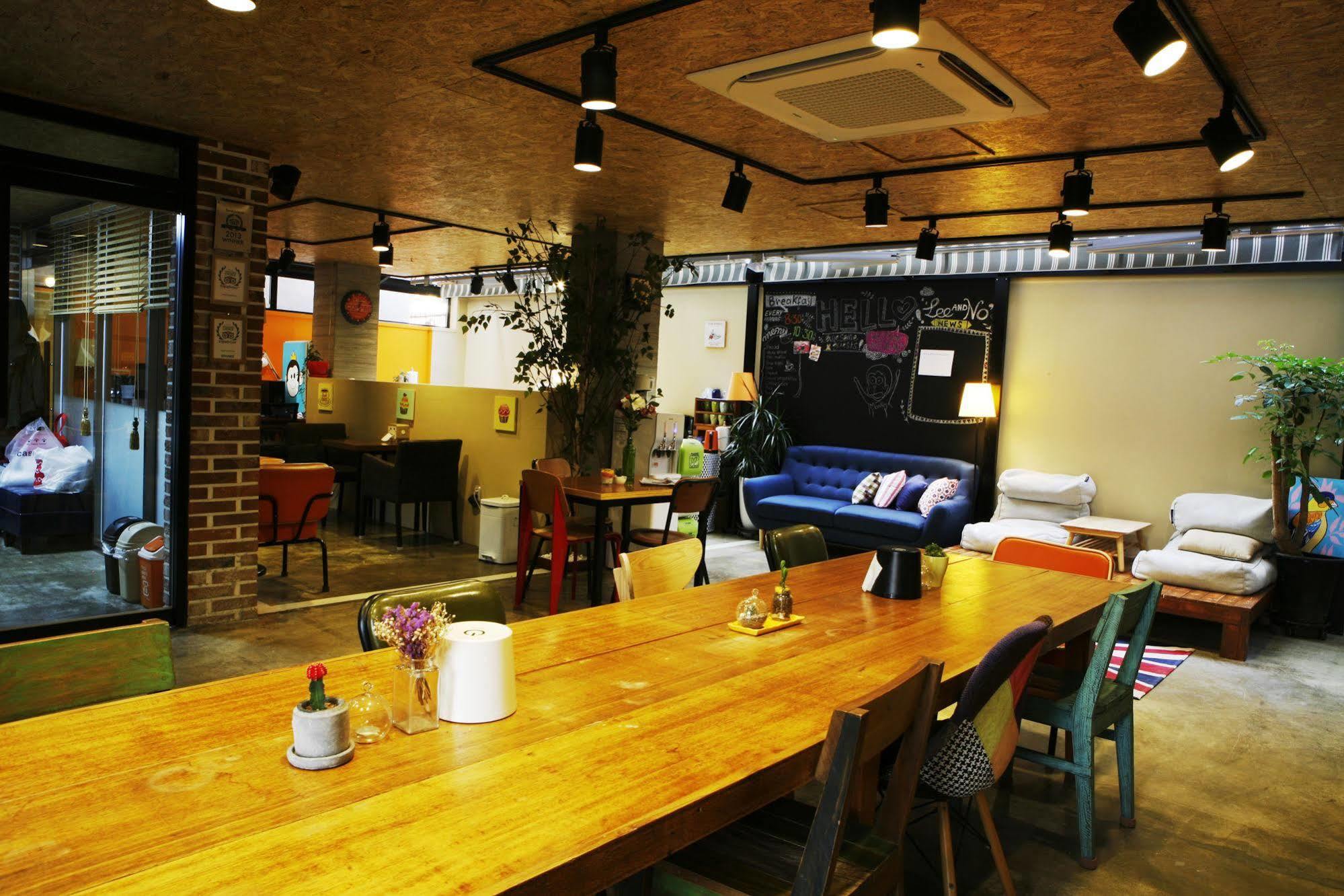 Lee & No Guesthouse Hongdae Seul Zewnętrze zdjęcie