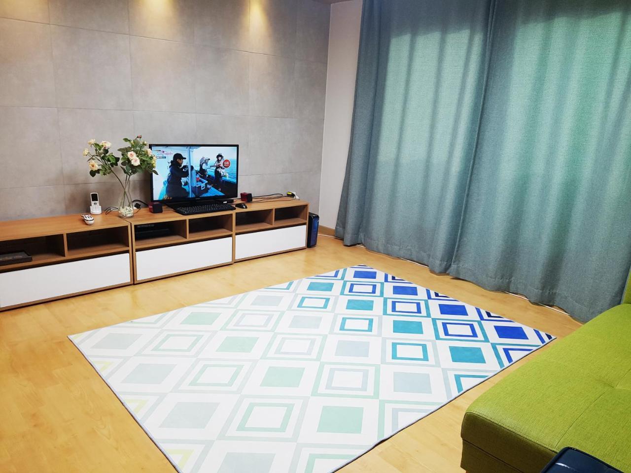 Lee & No Guesthouse Hongdae Seul Zewnętrze zdjęcie