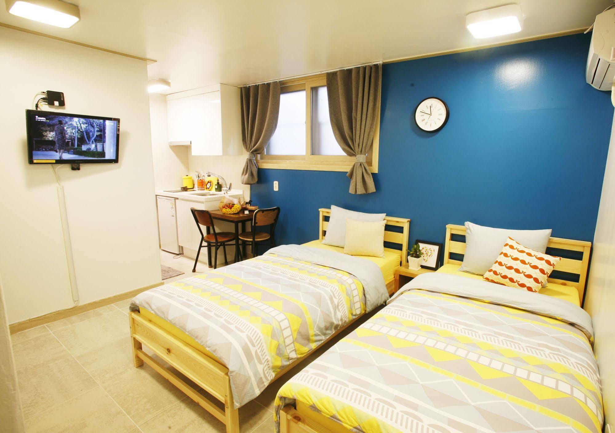 Lee & No Guesthouse Hongdae Seul Zewnętrze zdjęcie
